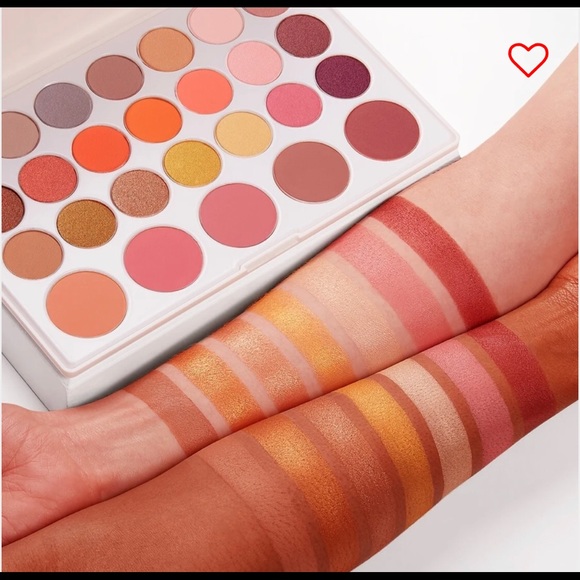 Eye shadow pallet - Picture 3 of 5